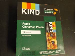 lot 552 image: Box of 12 KIND Apple Cinnamon Pecan...