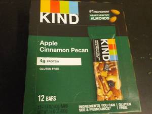 lot 557 image: Box of 12 KIND Apple Cinnamon Pecan...