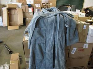 lot 122 image: New Pinzon smallmedium Bathrobe...