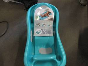 lot 143 image: The First Years Sure Comfort Baby T...