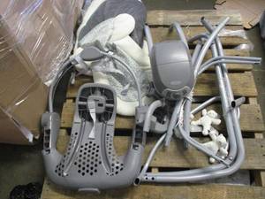 lot 149 image: Graco Electronic Baby Seat needs a...