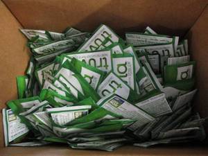 lot 165 image: 500 packets of Truvia Calorie Free ...