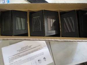lot 193 image: 6 Solar Powered Deck Lights...