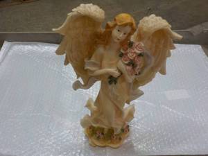 lot 47 image: 12 Angel and 2 Canvas Lighted Sayi...