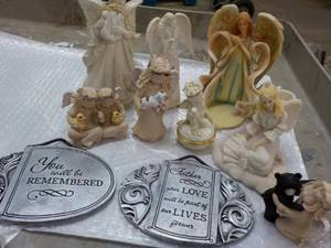 lot 51 image: Angel and Sign Dcor...