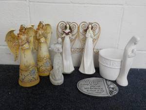 lot 68 image: Angels, Planter and Sign...