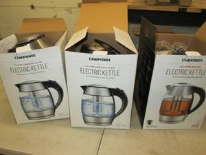 lot 22 image: 3 electric kettles 2 look used 1 lo...