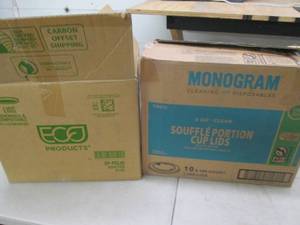 lot 49 image: 2 cases of lids ...