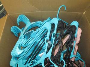 lot 51 image: box of hangers ...