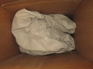 lot 58 image: box of blankets, pillow cases, wind...