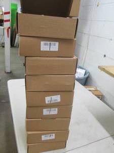 lot 86 image: 9 sets of 4 plastic spary bottles ...