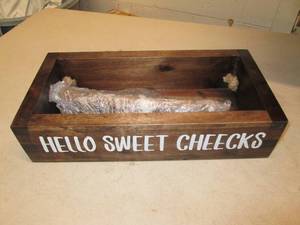 lot 107 image: tray ...