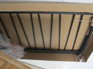 lot 118 image: metal king head board and fottboard...