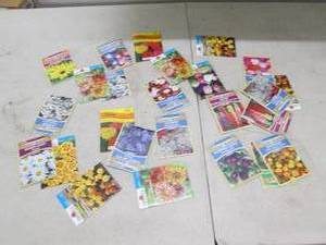 lot 154 image: 25 packages of flower seeds ...