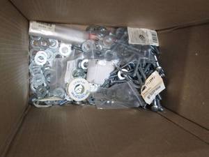 lot 193 image: Bolts, washers, flange seal, pipe f...