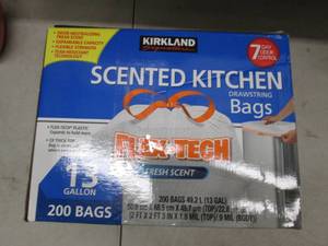 lot 217 image: scented kitchen 13 galllon trash ba...
