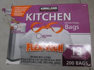lot 224 image: kitchen 13 gallon garbage bags 200 ...