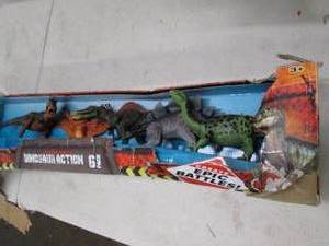 lot 251 image: 5 pc dinosaur set ...