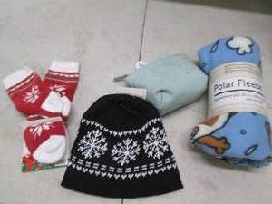 lot 280 image: fleece throw stocking cap , socks a...