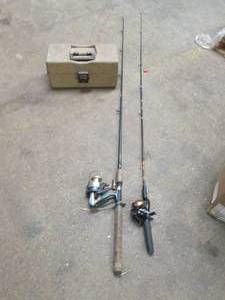 lot 305 image: 2 fishing rods and a tackle box...