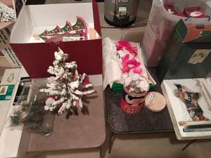 lot 107 image: Collection of Holiday Dcor