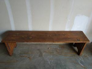 lot 131 image: Vintage Wood Bench