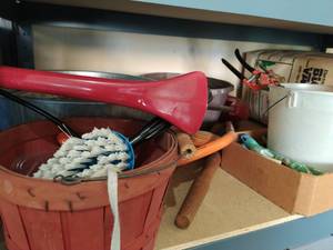 lot 137 image: Outdoor Misc. Items