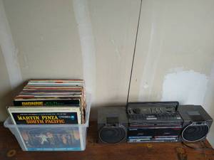 lot 142 image: Magnavox Cassette Player and Records