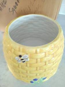 lot 188 image: Beehive Cookie Jar