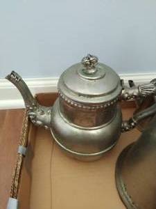 lot 186 image: Collection of Teapots Items