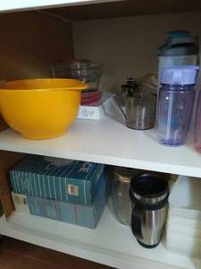 lot 196 image: Contents of Kitchen Cabinets