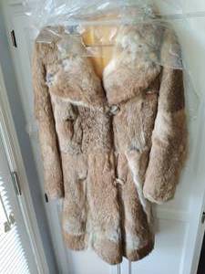 lot 201 image: Vintage Fur Coat