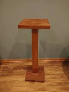 lot 47 image: Wood Plant Stand