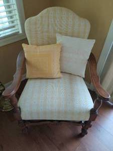 lot 7 image: Yellow Accent Chair with Ottoman and Two Pillows