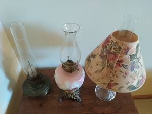 lot 86 image: Three Lamps