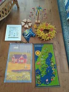 lot 163 image: Collection of Swedish Dcor