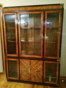 WOW VINTAGE ASIAN BURLWOOD CHINESE CABINET WITH BRASS ACCENTS, GLASS &amp WOOD SHELVES PLUS HANDPAINTED PAGODA &amp TREE SCENE - GREAT CONDITION FOR AGE WITH MINOR WEAR - SEE PICTURES - LIGHTS UP INSIDE
