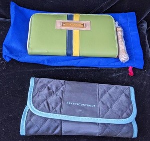 lot 241 image: Claudia G. Wristlet & Beauticontrol Makeup Brush Set