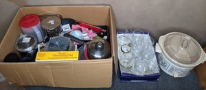 lot 223 image: Mixed lot of Kitchen Supplies Rival Crockpot, Glass Cups & Mugs, & More