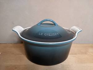 lot 346 image: Le Creuset 8 Casserole - New