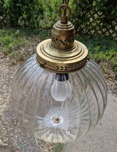 lot 362 image: 60s Vintage Swag Lamp, Clear round glass pendant light