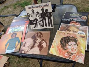 lot 86 image: Mixed Lot of (10) LP Records Streisand, Sonny & Cher, Patsy Cline, Kenny Rogers & More
