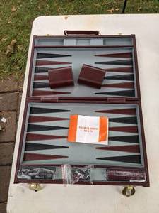lot 256 image: Vintage Backgammon, Poker & Pick Up Sticks