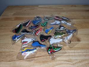 lot 23 image: 25 Brand New Nike and Jordan Shoe Sneaker Keychains Retro Air Foam