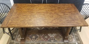lot 2 image: Spectacular Harvest Dining Table