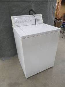 lot 10 image: KENMORE WASHER