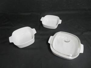lot 27 image: 3 CORNING WARE DISHES, ONE WITH PYREX GLASS COVER
