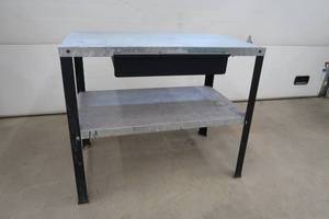 lot 106 image: METAL GARAGE WORK DESK