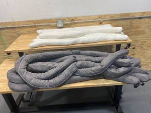 lot 94 image: Lot of Absorbent Socks by SPILFYTER & OIL-DRI
