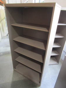 lot 107 image: HERMAN MILLER 5 SHELF METAL BOOKCASE